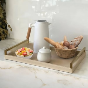Açucareiro em Porcelana Branco Royal com Dourado - 11cm