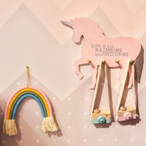 Adorno de Tecido Algodão Arco-Íris Mostarda - 25cm