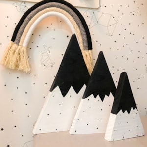 Adorno de Tecido Algodão Arco-Íris Preto e Branco - 25cm