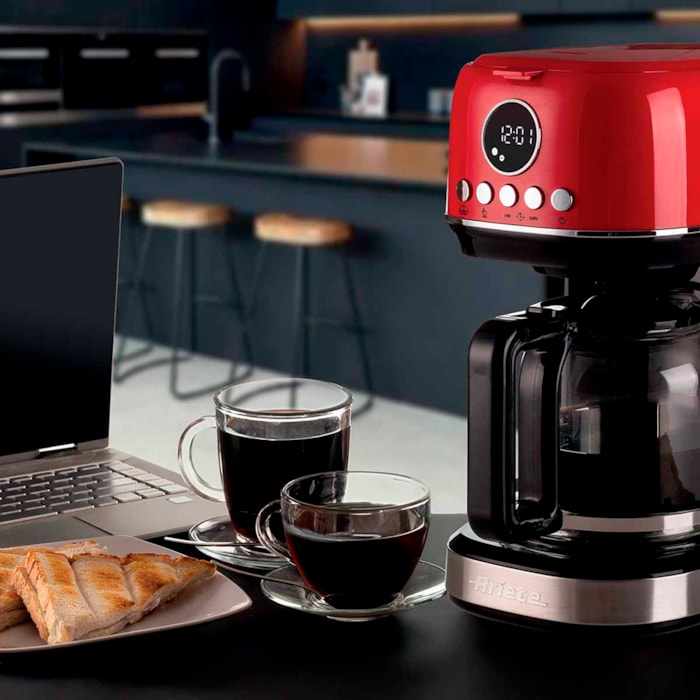 Cafeteira Americana Moderna 900W 15 Xícaras Programável Vermelho Ariete - 127V - Madel Home