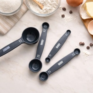 Conjunto de Colheres Medidoras 2 em 1 em Plástico Cinza Baker's Secret - 4 Peças