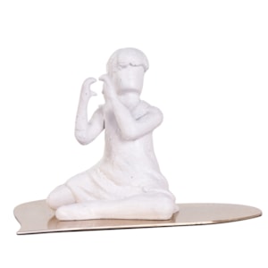Escultura de Resina e Metal Brincando com Coração - 24cm