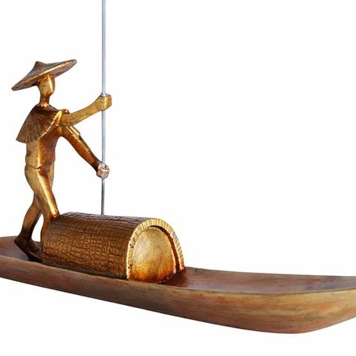 Escultura de Resina Homem no Barco Preto e Dourado - 47cm - Madel Home