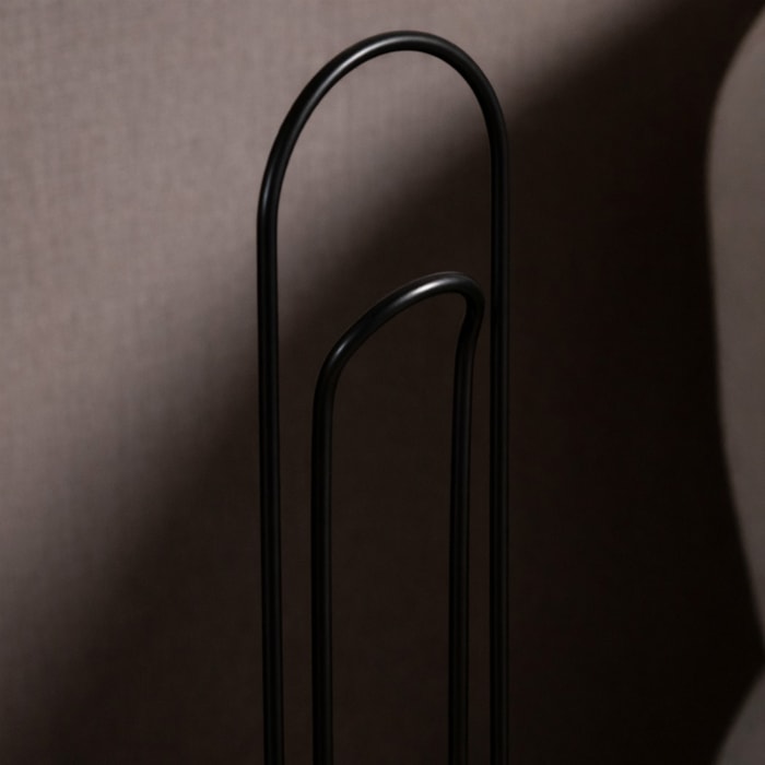Escultura Decorativa de Mármore e Metal Clips Preto - 38cm - Madel Home