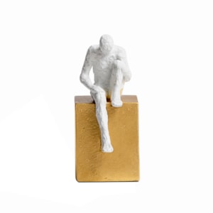 Escultura Decorativa de Resina Homem Think Sentado Branco - 16cm