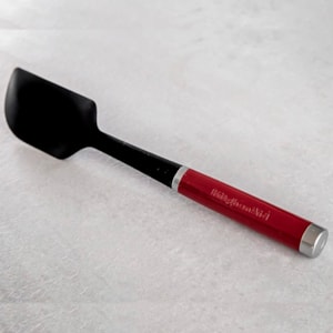 Espátula Raspadora em Silicone Preto e Vermelho KitchenAid - 30cm