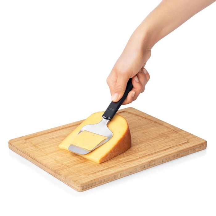 Fatiador de Queijo em Aço Inox Preto Oxo - 23cm - Madel Home