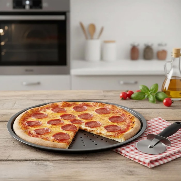 Forma de Pizza Perfurada em Alumínio Antiaderente Pizzaiolo Baker's Secret - 37cm - Madel Home