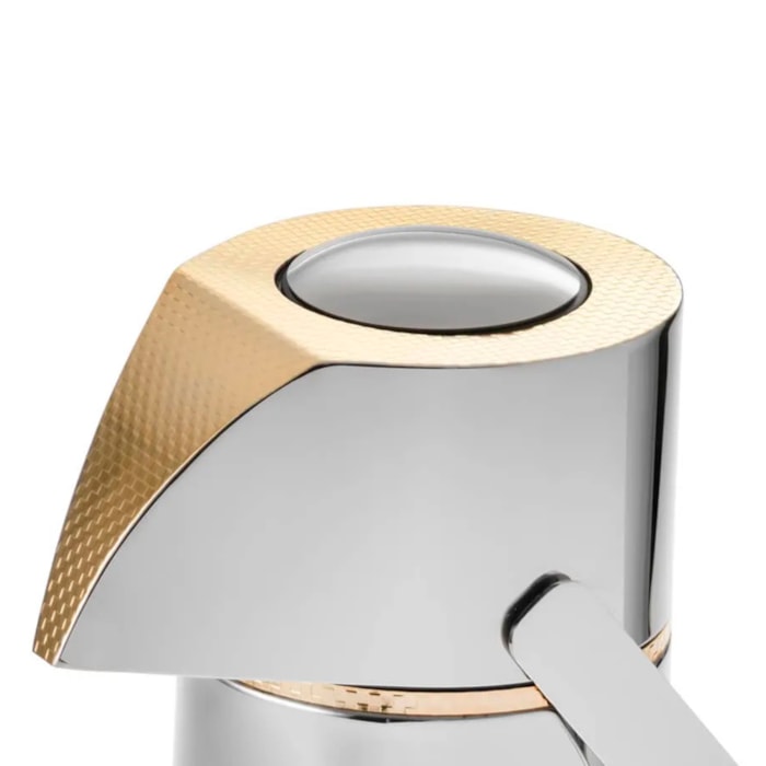 image_b4208ebf-1b9b-443a-bfe3-a93b7e4c0f17