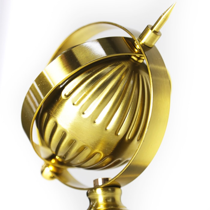 Globo Decorativo com Base em Resina Gold e Black - 30cm - Madel Home
