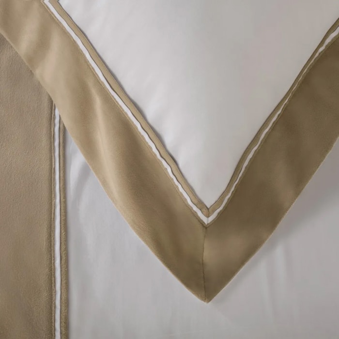 Jogo de Cama King 100% Algodão Egípcio 300 Fios Branco/Nocciola Valestro Trussardi - Madel Home