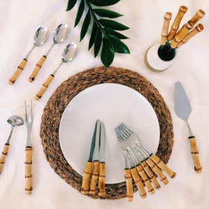Jogo Garfo e Faca Trinchante Inox com Cabo Bambu Natural