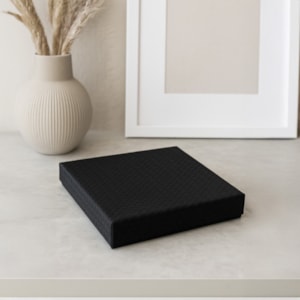 Livro Caixa Decorativa em Mdf Pu Textura Palha - 26cm