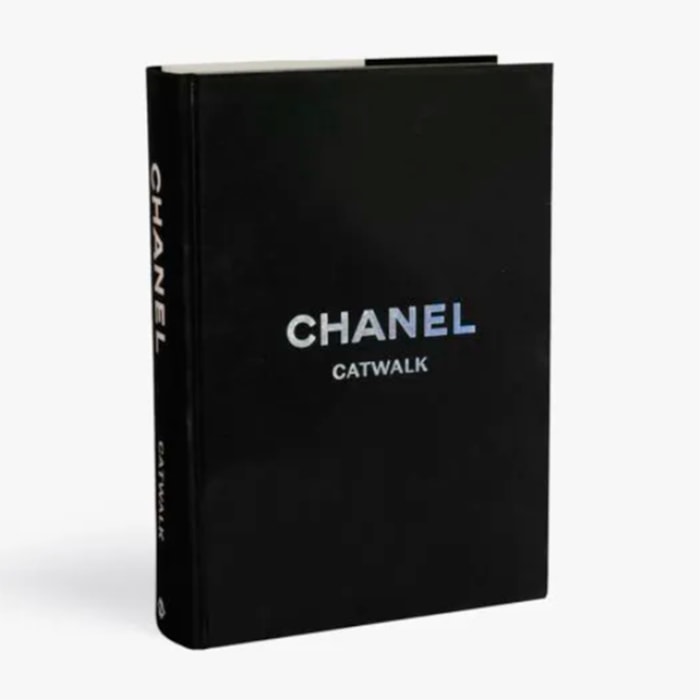 Livro Chanel - Catwalk - The Complete Collections Revised Edition - Madel Home