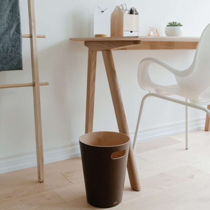 Lixeira de Madeira Woodrow Expresso Preto Umbra - 7,5L - Madel Home