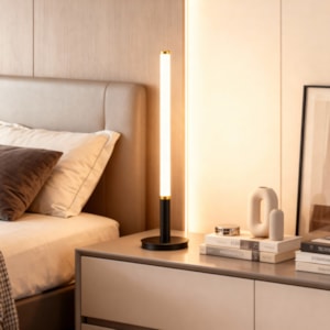 Luminária de Mesa Metal Lunor Preto LED - 55cm 