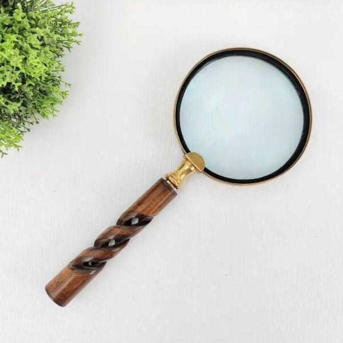 Lupa de Aumento Decorativa Metal E Resina Marrom - Madel Home
