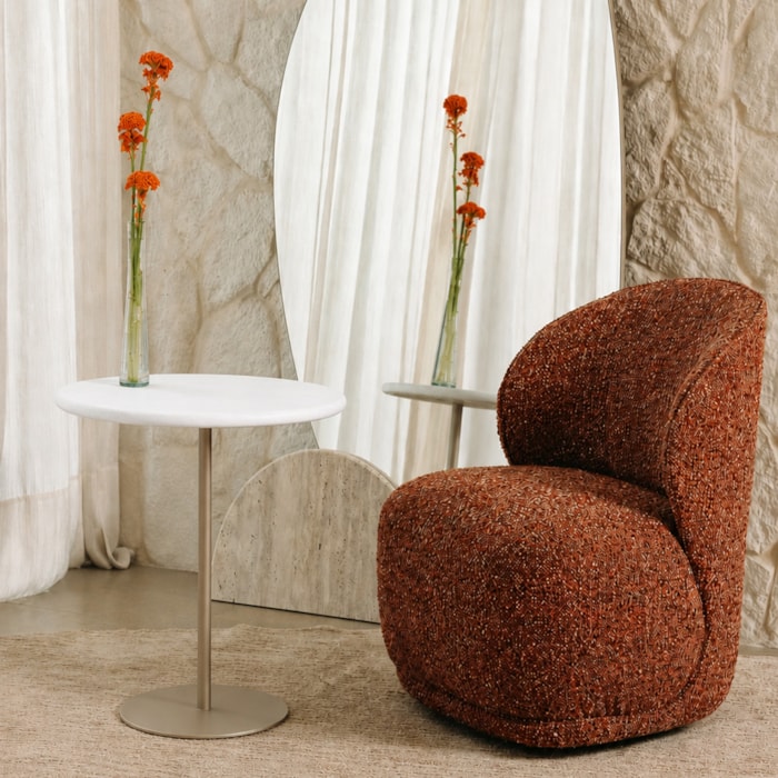 Mesa Lateral Orgânica Pétala em Pedra Branca Amêndoa - 45x50cm - Madel Home