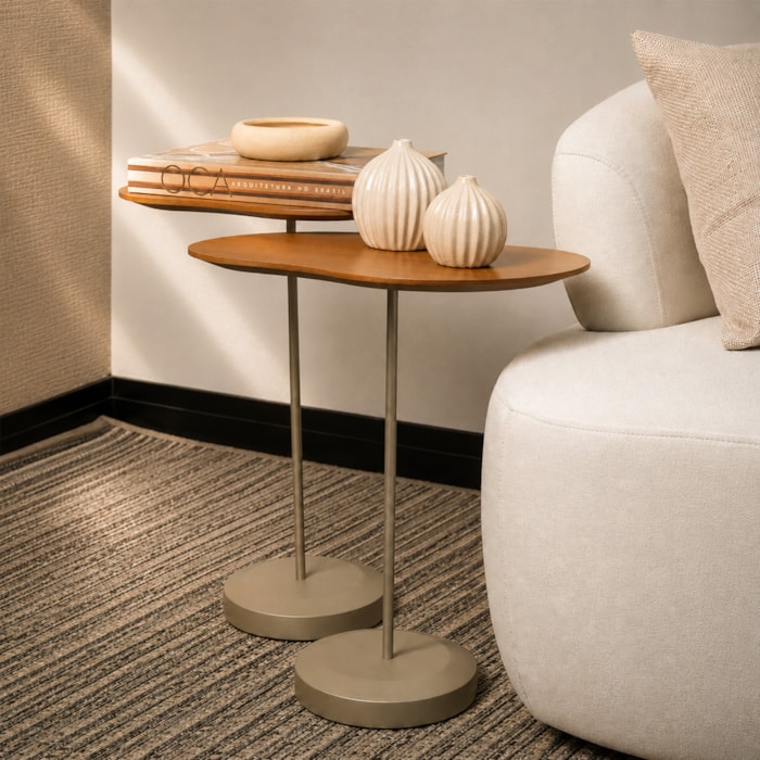 Mesa Lateral Orgânica Wave em Madeira Honey Clara e Champanhe - 58x45cm - Madel Home
