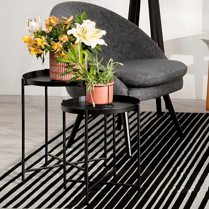 Mesa Lateral Redonda em Metal Preto - 50x43cm - Madel Home