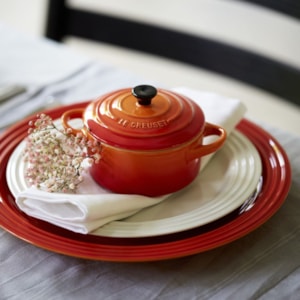 Mini Cocotte em Cerâmica Laranja Le Creuset - 10cm