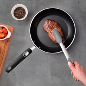 Pegador Multiuso em Silicone com Cabo Inox Cinza Moldê Tramontina - 29cm