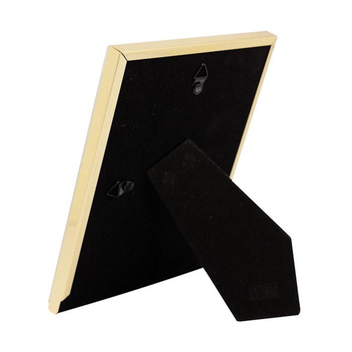 image_9a9ce564-63b0-45e6-94e0-f6e0db8c80b1