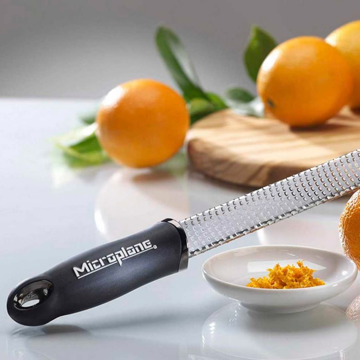 Ralador Zester em Inox Raspas Finas Preto Classic Microplane - 30cm - Madel Home