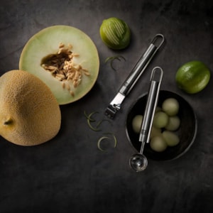 Raspador de Frutas Cítricas Zester em Inox Prata Zwilling Pro - 17cm