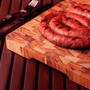 Tábua de Churrasco em Madeira Cubus Teca FSC Tramontina - 40cm