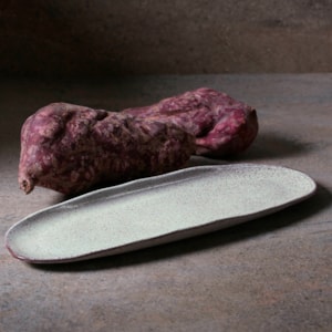 Travessa Oval em Cerâmica Rasa Orgânico Pistache Porto Brasil - 36cm